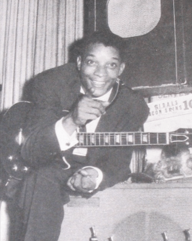 Photo of Hubert Sumlin