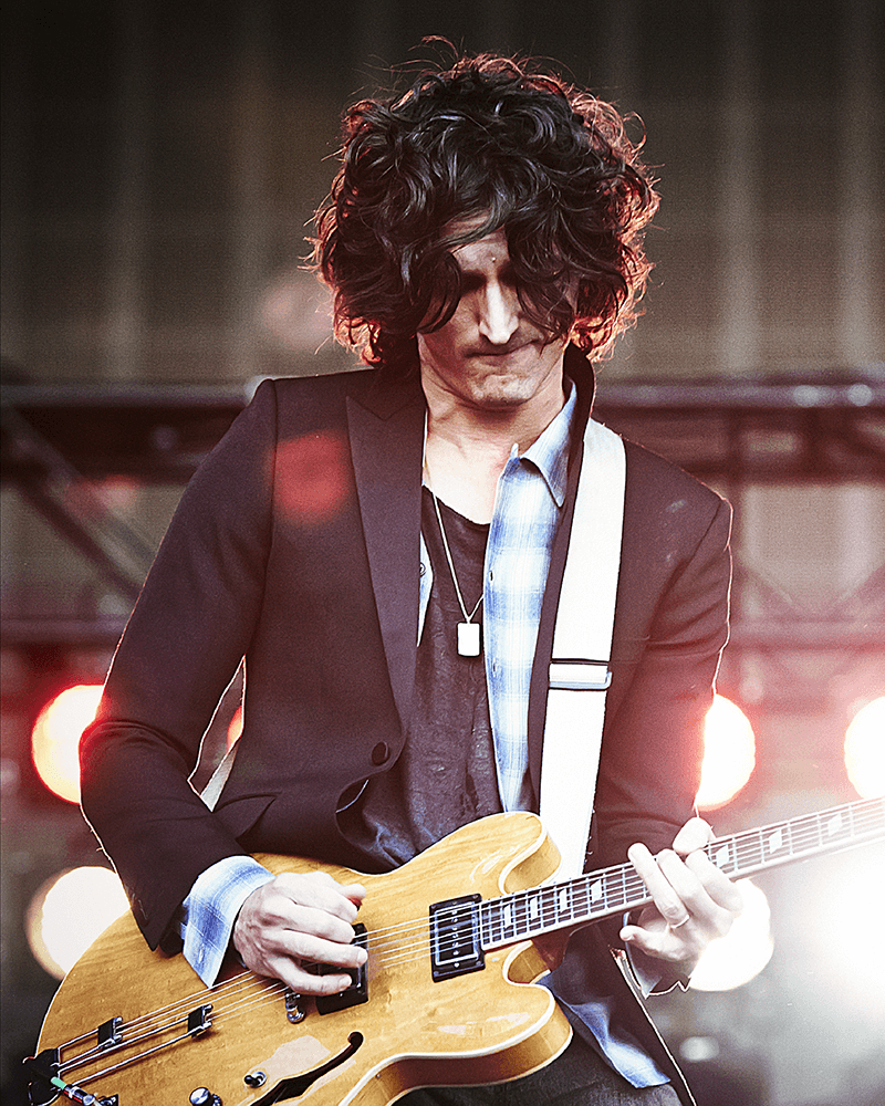 Photo of Nick Valensi