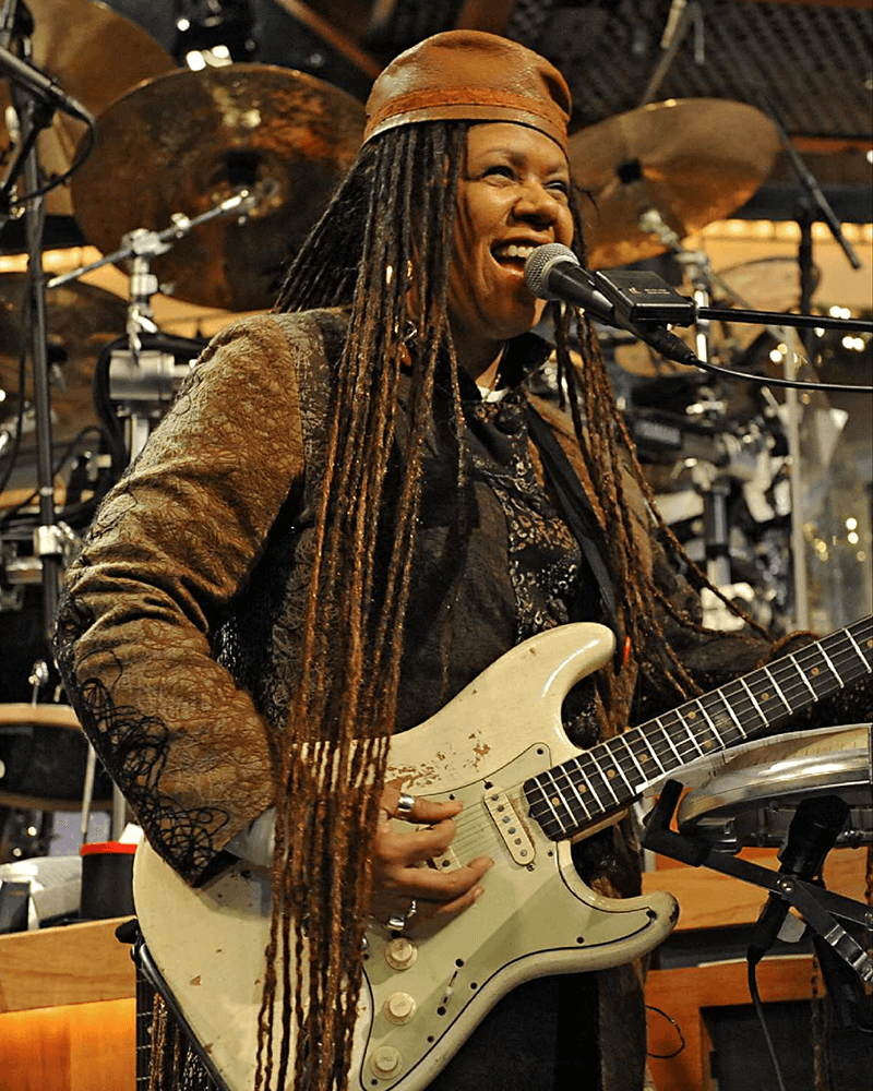 Photo of Felicia Collins